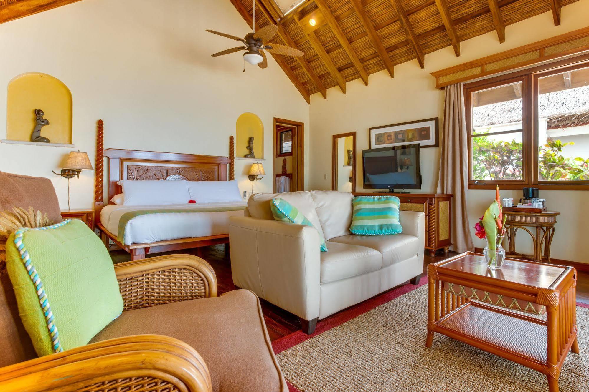 Almond Beach Resort At Jaguar Reef Hopkins Kültér fotó