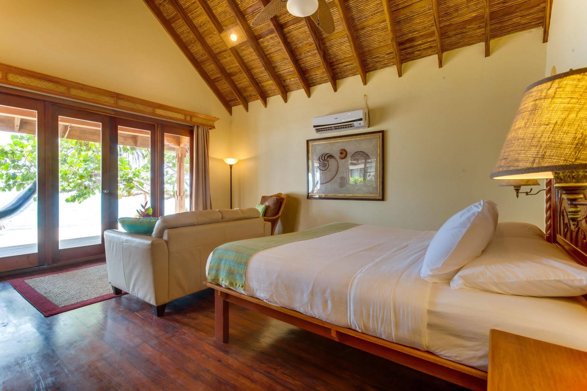 Almond Beach Resort At Jaguar Reef Hopkins Kültér fotó