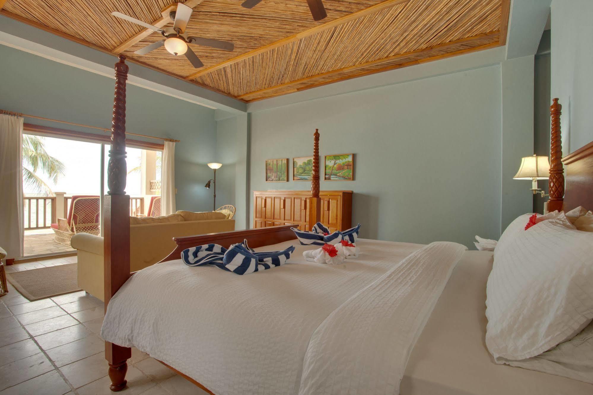 Almond Beach Resort At Jaguar Reef Hopkins Kültér fotó